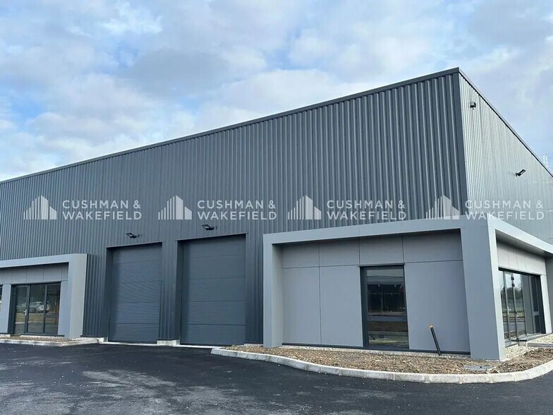 Flex in Eschau for lease - Building Photo - Image 2 of 6