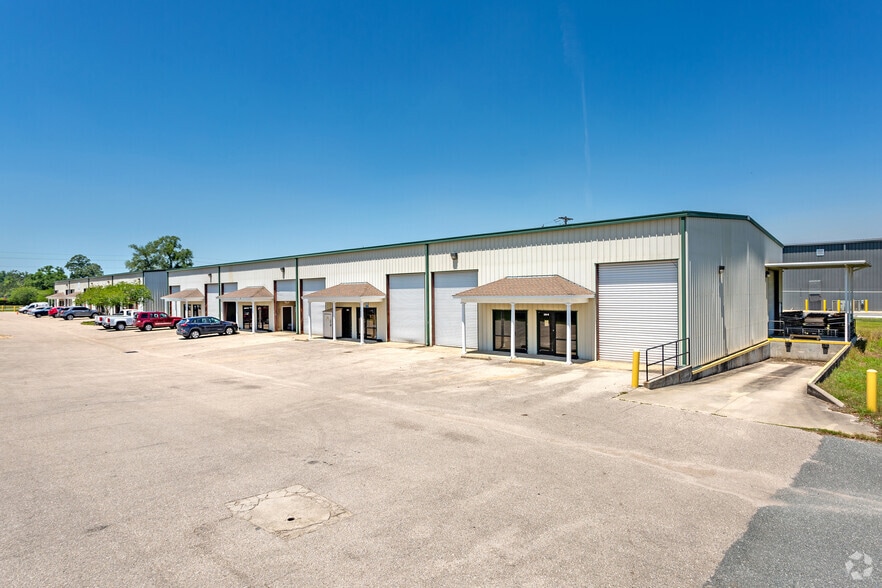 220 Ram Blvd, Midway, FL for sale - Primary Photo - Image 1 of 1