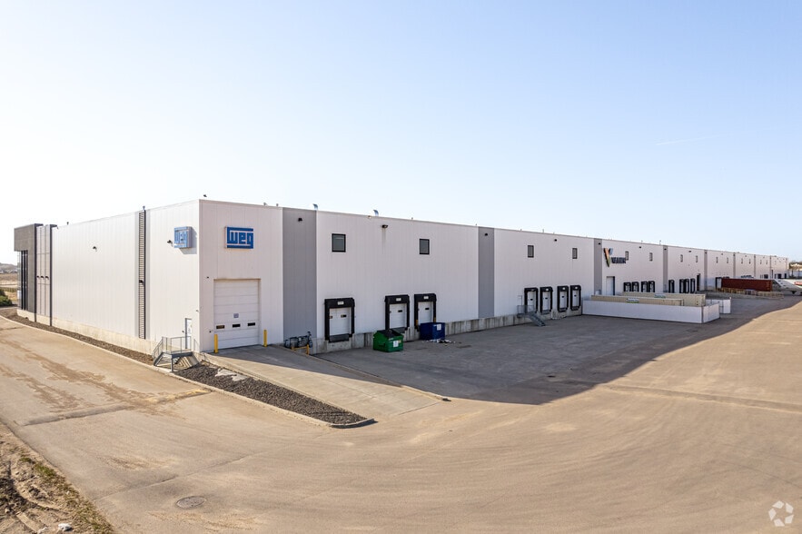 21330 115 Av NW, Edmonton, AB for lease - Building Photo - Image 2 of 3