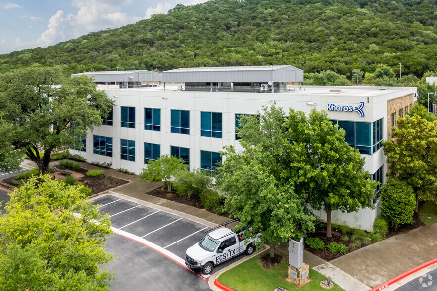 7300 Ranch Road 2222, Austin, TX for lease - Building Photo - Image 1 of 10