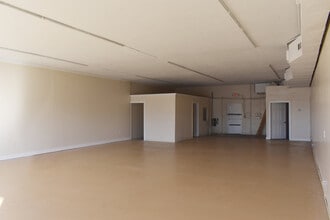 2010 Richey St, Pasadena, TX for lease Interior Photo- Image 1 of 1