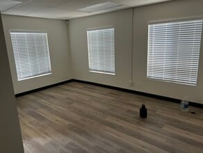 4192 Brockton Ave, Riverside, CA for lease Building Photo- Image 2 of 2