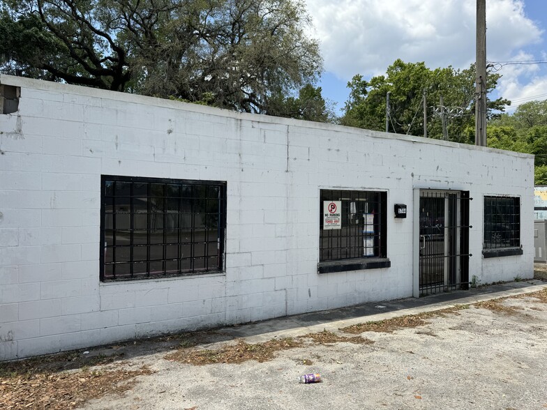 5744 Old Kings Rd, Jacksonville, FL for lease - Building Photo - Image 2 of 8