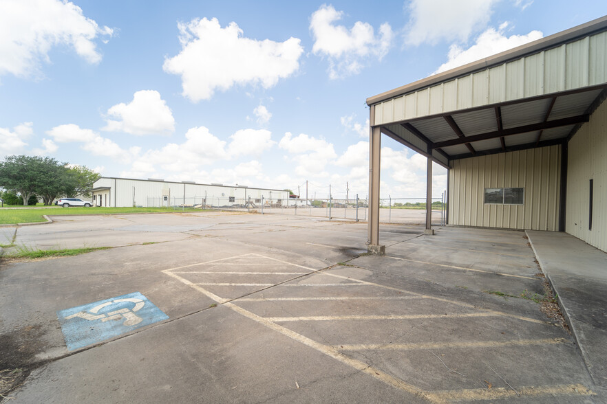 3804 E Rio Grande St, Victoria, TX 77901 | LoopNet