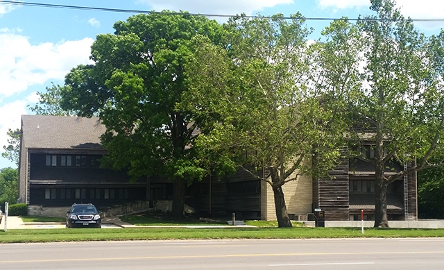 1100 SW Wanamaker Rd, Topeka, KS for sale Building Photo- Image 1 of 1