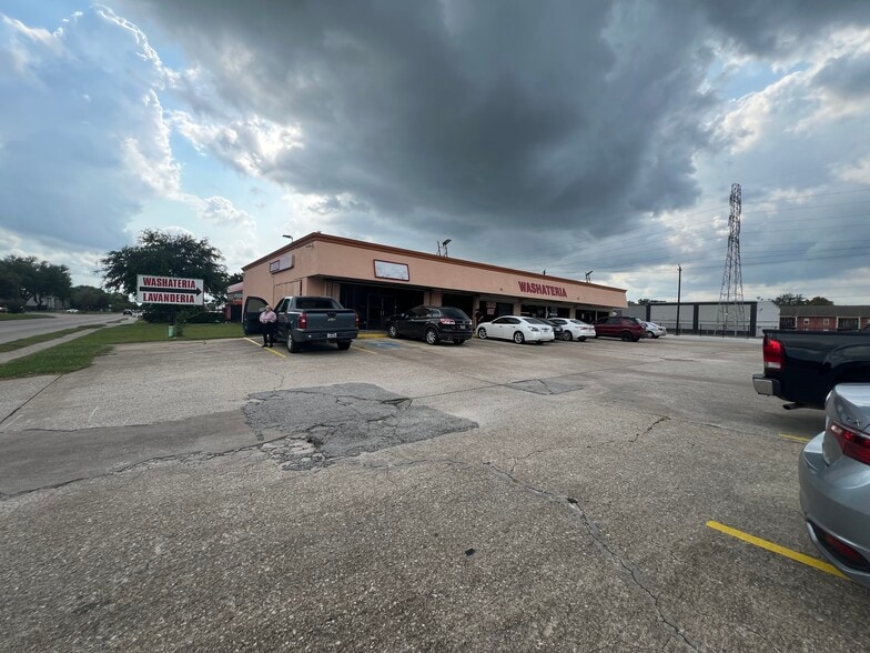 501 1/2 El Dorado Blvd, Webster, TX for sale - Building Photo - Image 3 of 7