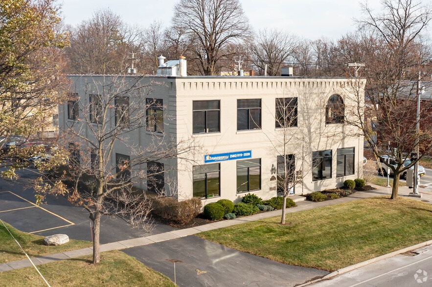 343 N Main St, Canandaigua, NY for sale - Primary Photo - Image 1 of 1