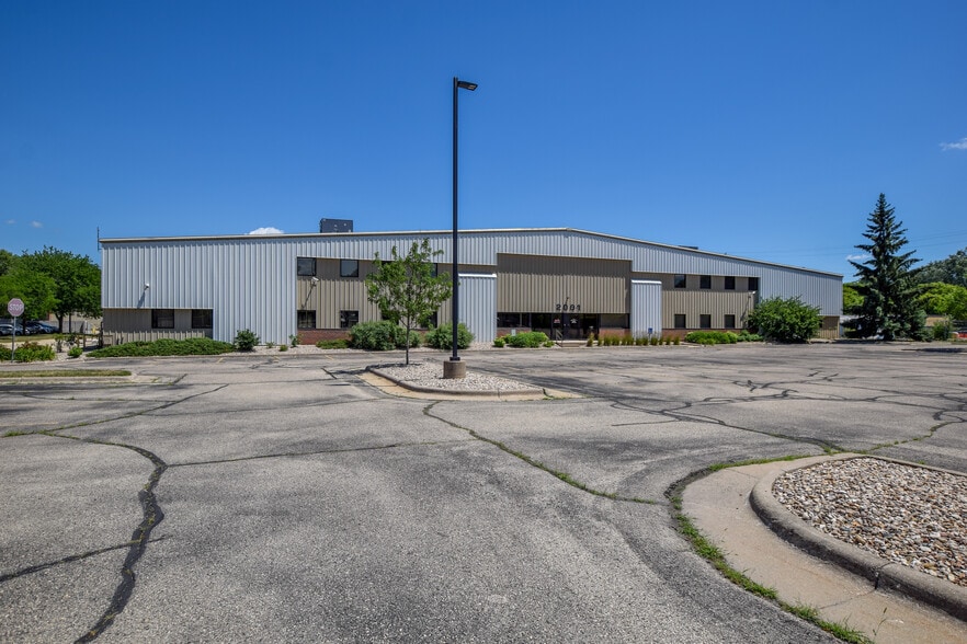 2001 Fish Hatchery Rd, Madison, WI 53713