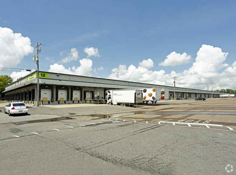 2913-3053 Fleetbrook Dr, Memphis, TN for lease - Building Photo - Image 1 of 5