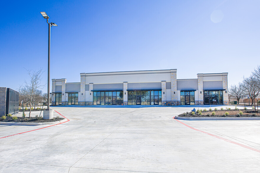 4550 Basswood Blvd, Fort Worth, TX for lease - Building Photo - Image 1 of 4