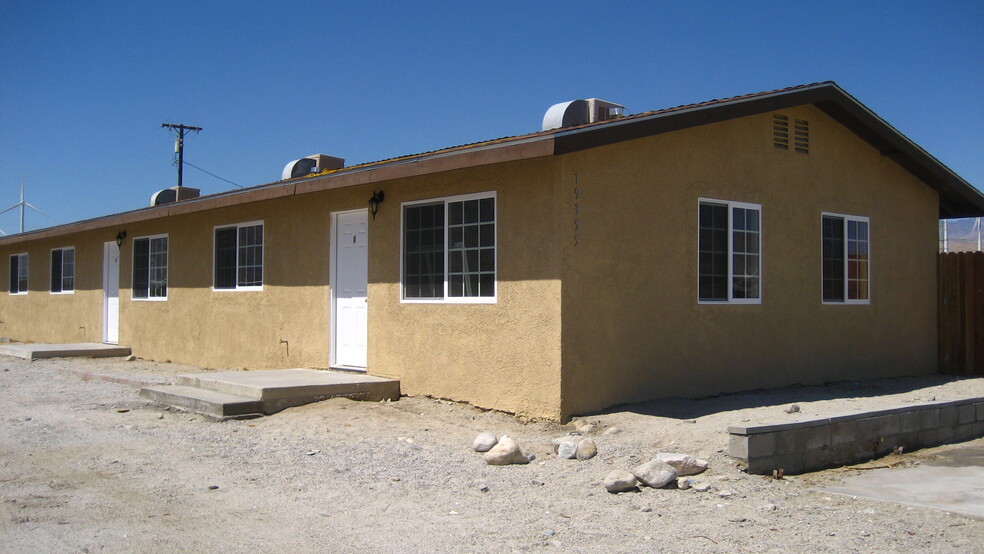 19355 Wilson Rd, North Palm Springs, CA for sale - Primary Photo - Image 1 of 1