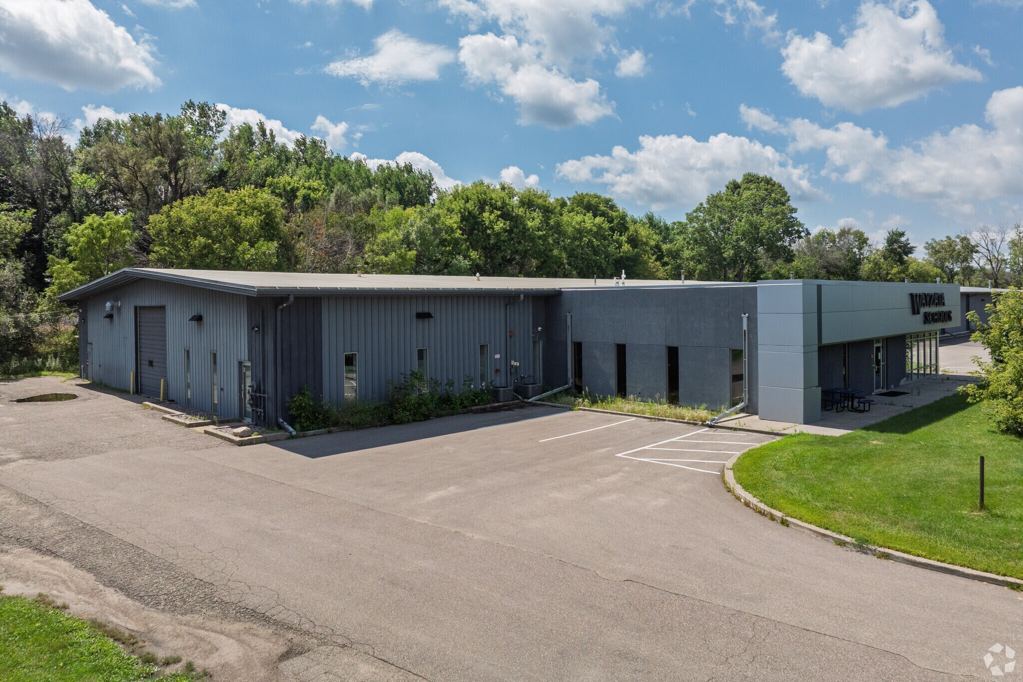 295 Highway 55, Medina, MN for sale Primary Photo- Image 1 of 1