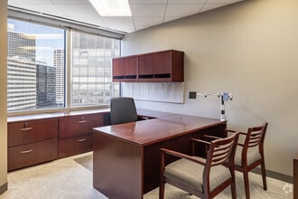 311 S Wacker Dr, Chicago, IL for lease Interior Photo- Image 2 of 3