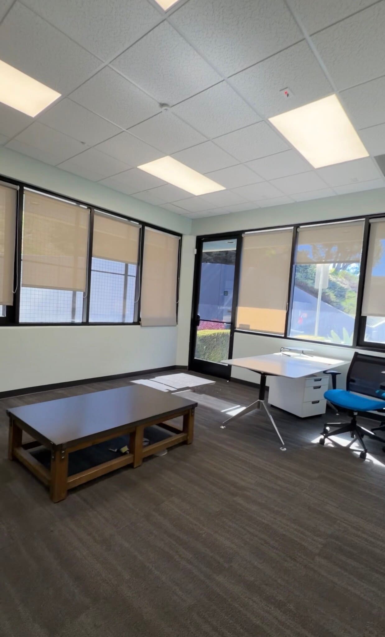 5142 Clareton Dr, Agoura Hills, CA for lease Interior Photo- Image 1 of 5