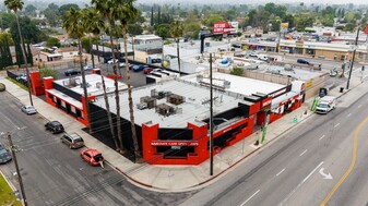 Del Carmen Medical Center - Convenience Store