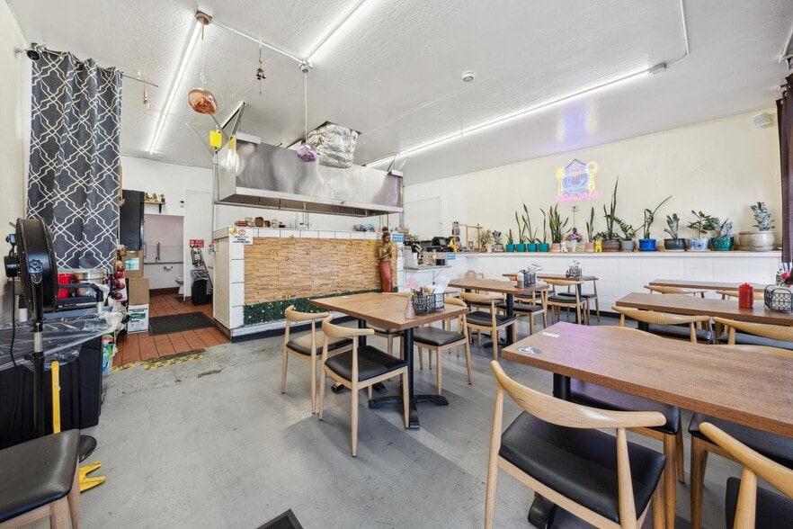 12440 San Pablo Ave, Richmond, CA for sale - Interior Photo - Image 3 of 9