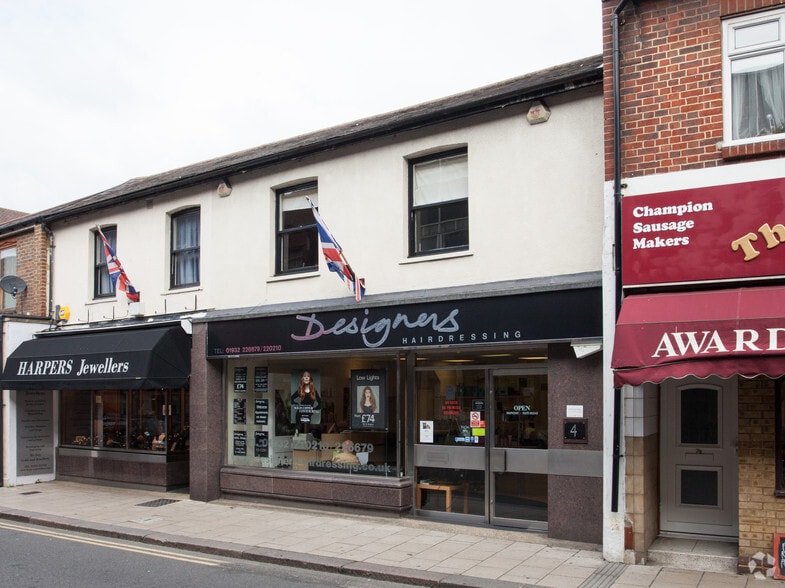 4 Bridge St, Walton On Thames for sale - Primary Photo - Image 1 of 1