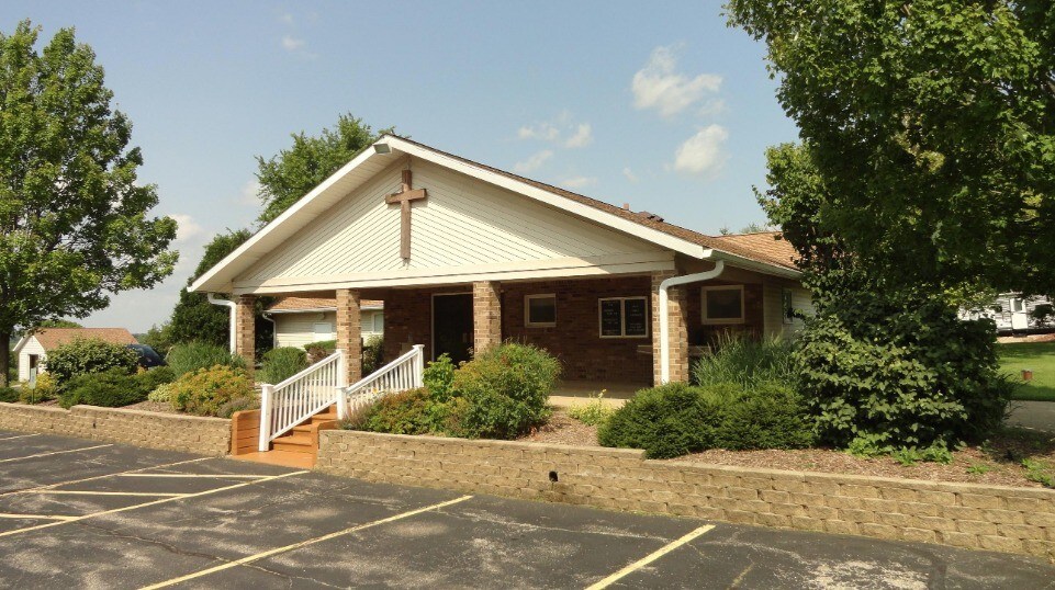 W5696 Schmidt Rd, Elkhorn, WI for sale Building Photo- Image 1 of 1