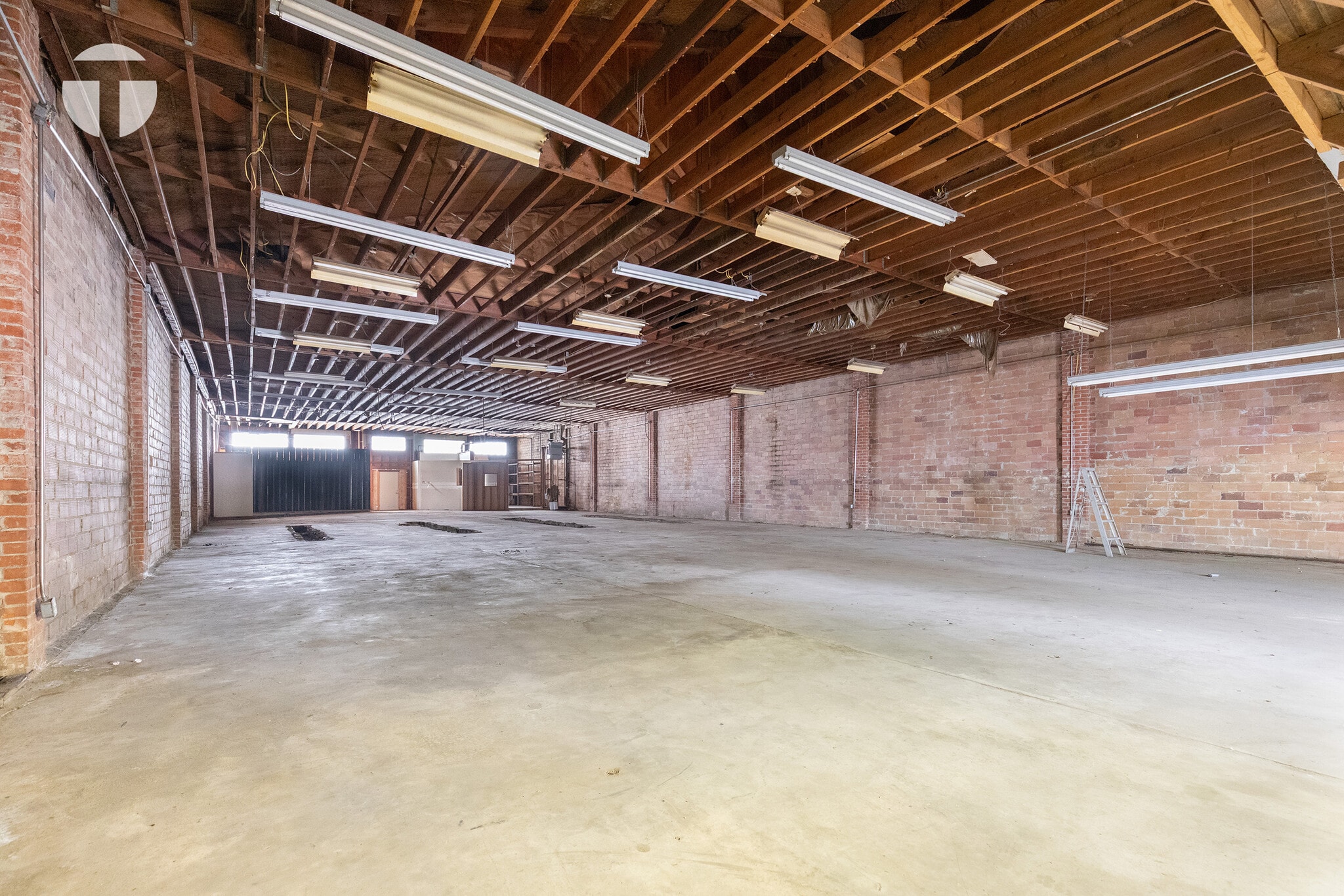 1721 Del Paso Blvd, Sacramento, CA for sale Interior Photo- Image 1 of 7