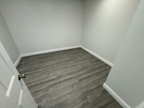 5725 Corporate Way, West Palm Beach, FL for lease Interior Photo- Image 2 of 4