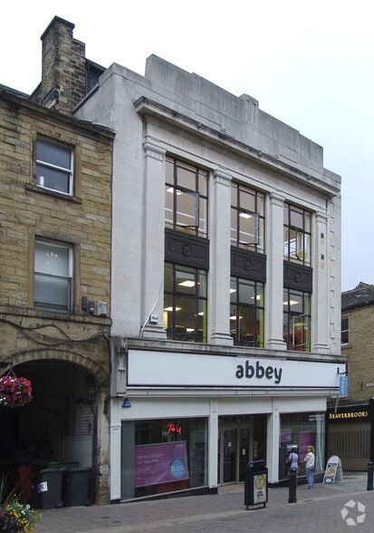 9-11 King St, Huddersfield for sale - Building Photo - Image 3 of 5