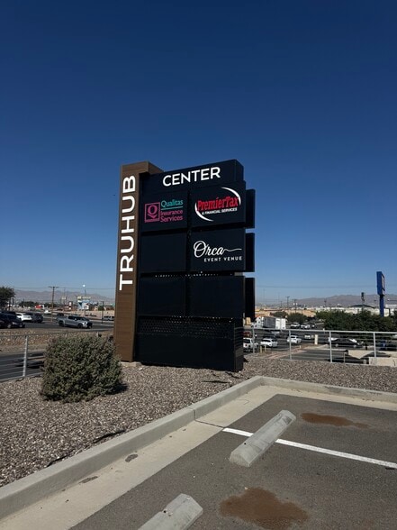 11323 Rojas Dr, El Paso, TX for lease - Building Photo - Image 1 of 24