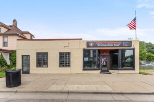 2038 W Broadway Ave, Minneapolis MN - Storefront