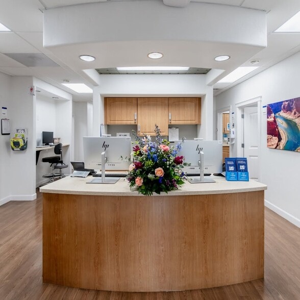 735 White Ave, Grand Junction, CO for sale - Interior Photo - Image 2 of 3