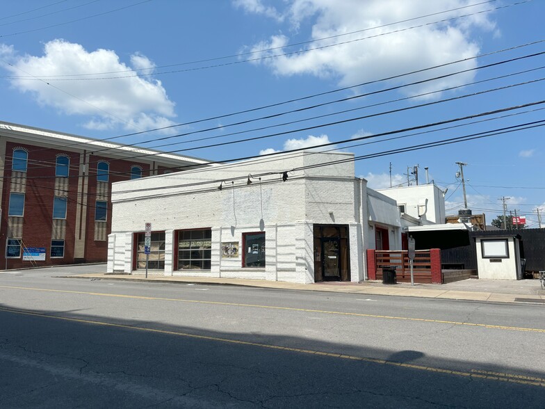 2208 Elliston Pl, Nashville, TN for lease - Building Photo - Image 1 of 1