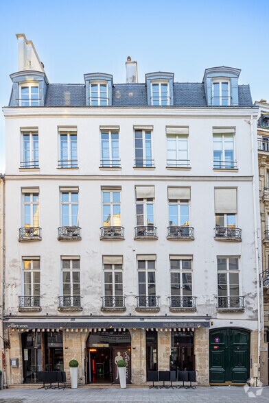 18 Rue Du Temple, Paris for lease - Primary Photo - Image 1 of 3