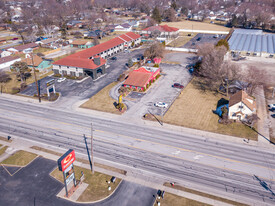 3306 Milan Rd, Sandusky OH - Drive Through Restaurant