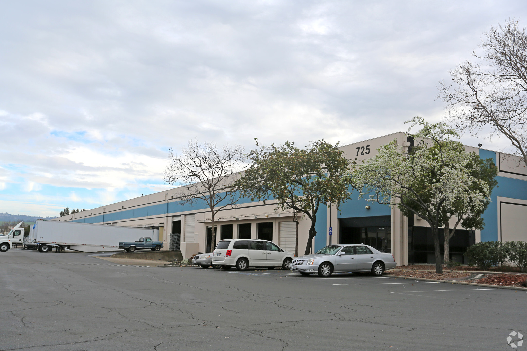 725 85th Ave, Oakland, CA for lease Primary Photo- Image 1 of 7