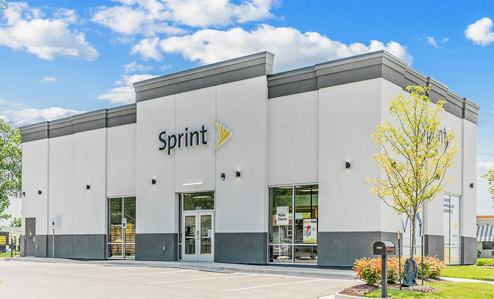 1626 W 23rd St, Lawrence, KS for sale Building Photo- Image 1 of 1