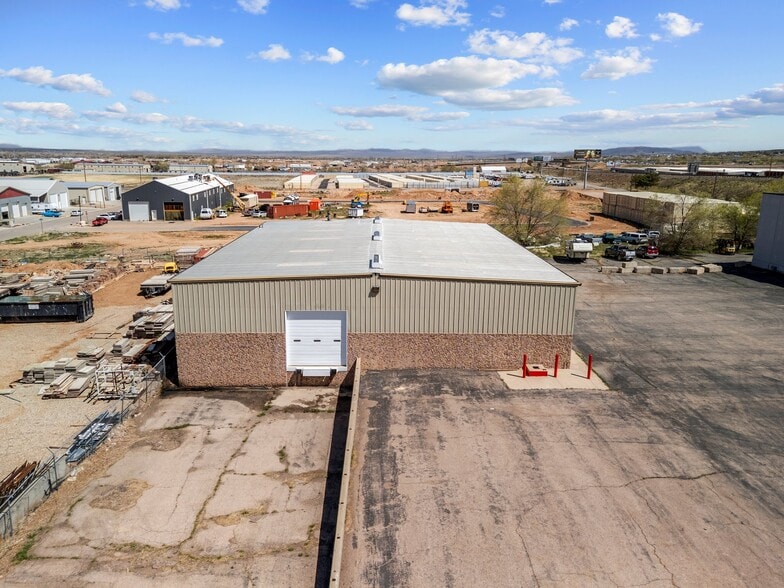 1342 W Industrial Rd, Cedar City, UT for lease - Building Photo - Image 2 of 25
