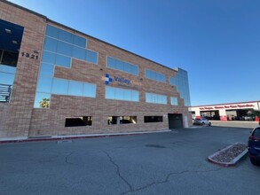 1321 S Rainbow Blvd, Las Vegas, NV for lease Building Photo- Image 2 of 12