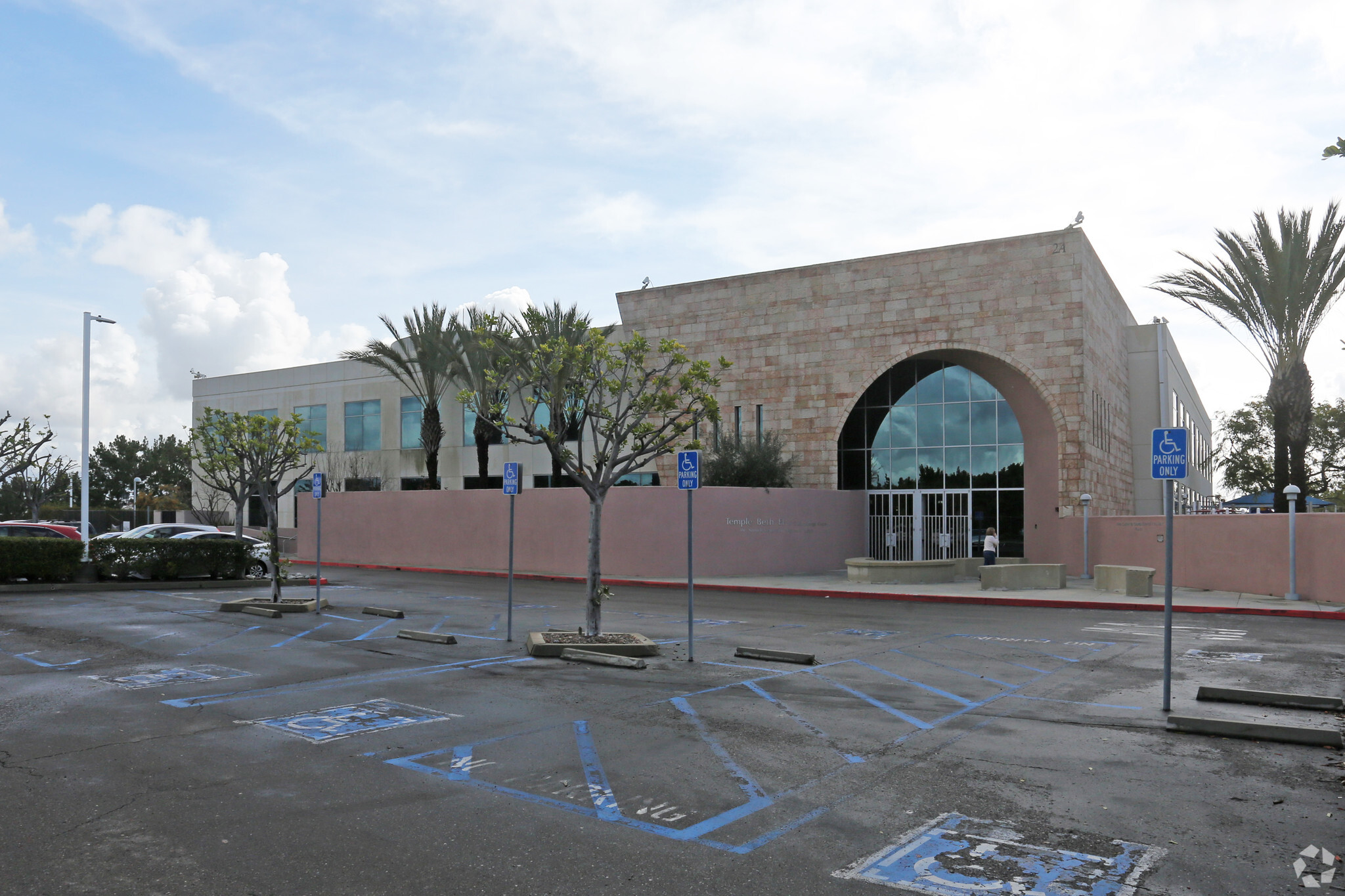 2a Liberty, Aliso Viejo, CA for lease Primary Photo- Image 1 of 4