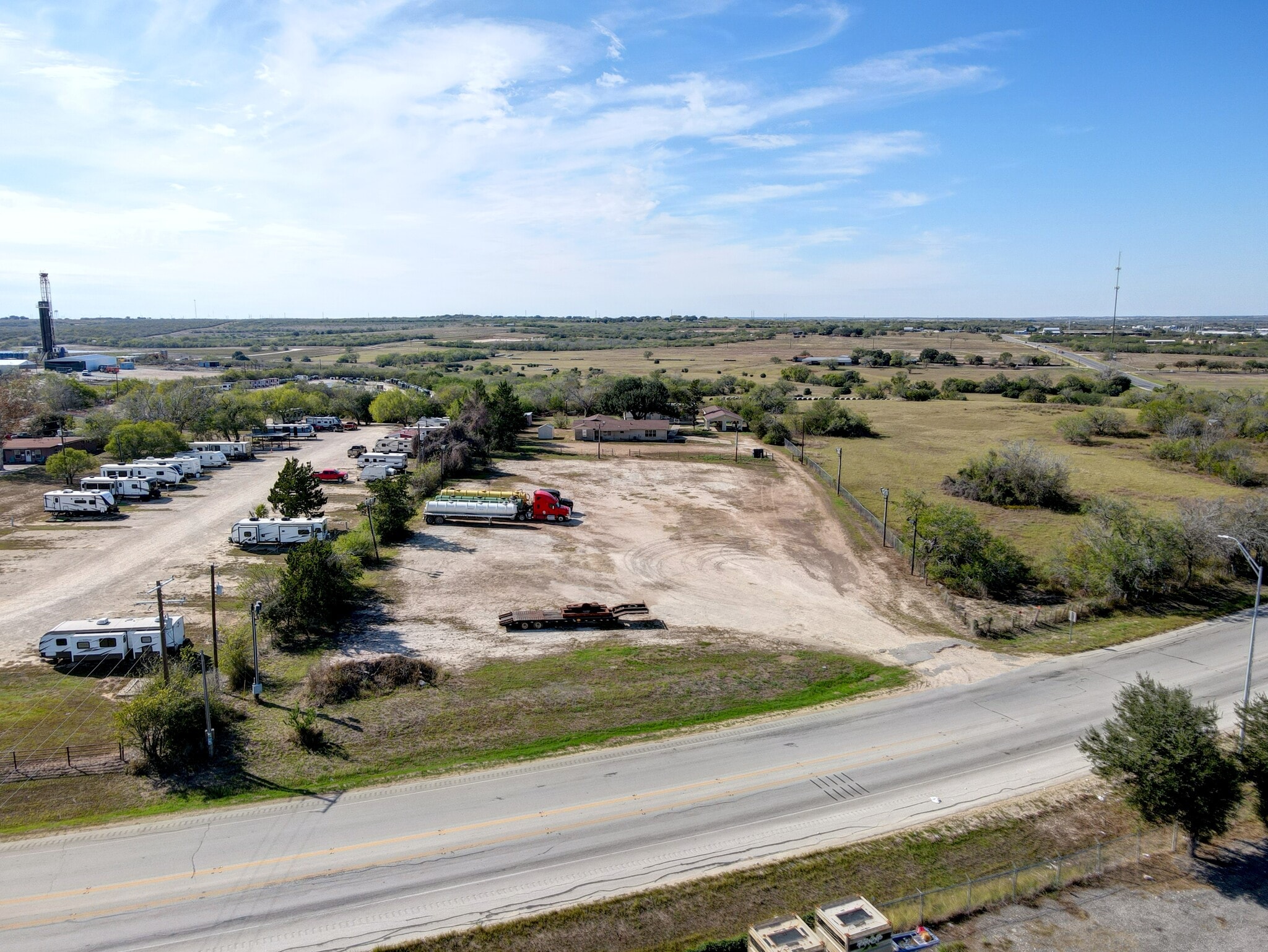 298 State Highway 239, Kenedy, TX for sale Primary Photo- Image 1 of 34
