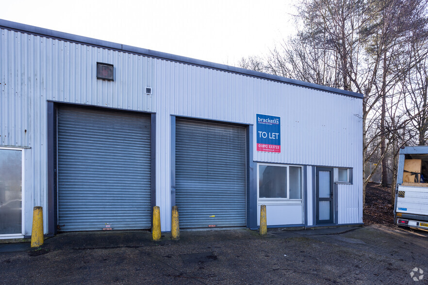 Longfield Rd, Tunbridge Wells for lease - Building Photo - Image 3 of 3