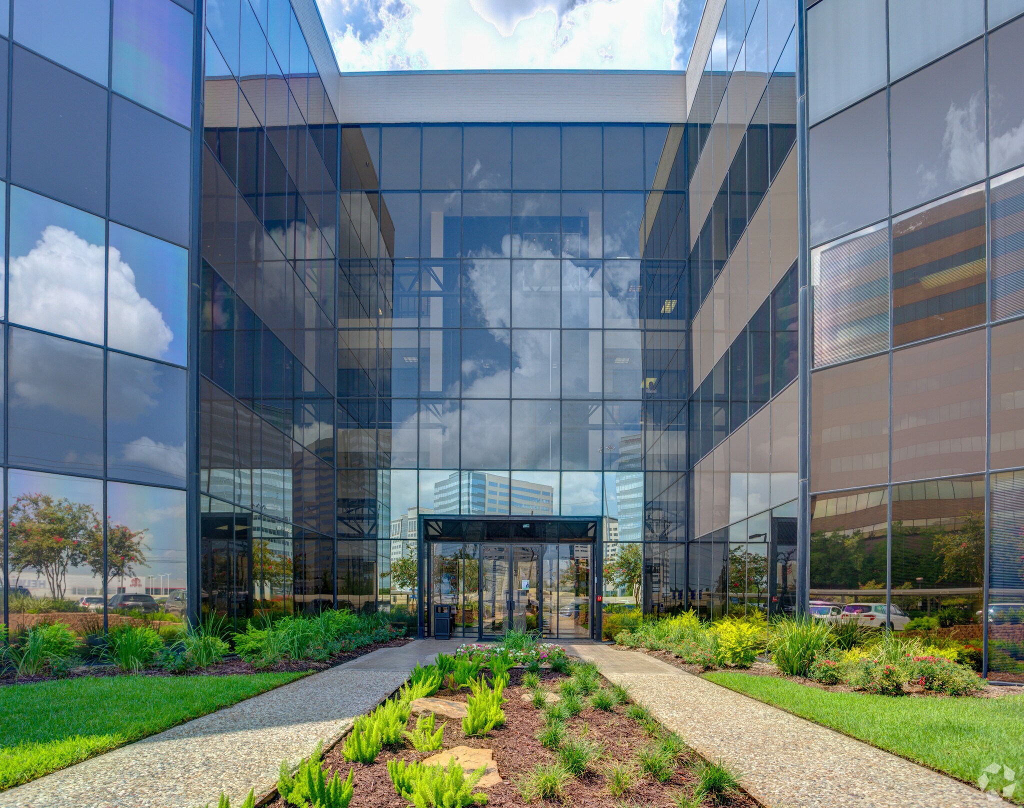 Atrium Regency Houston - mwrc1fj