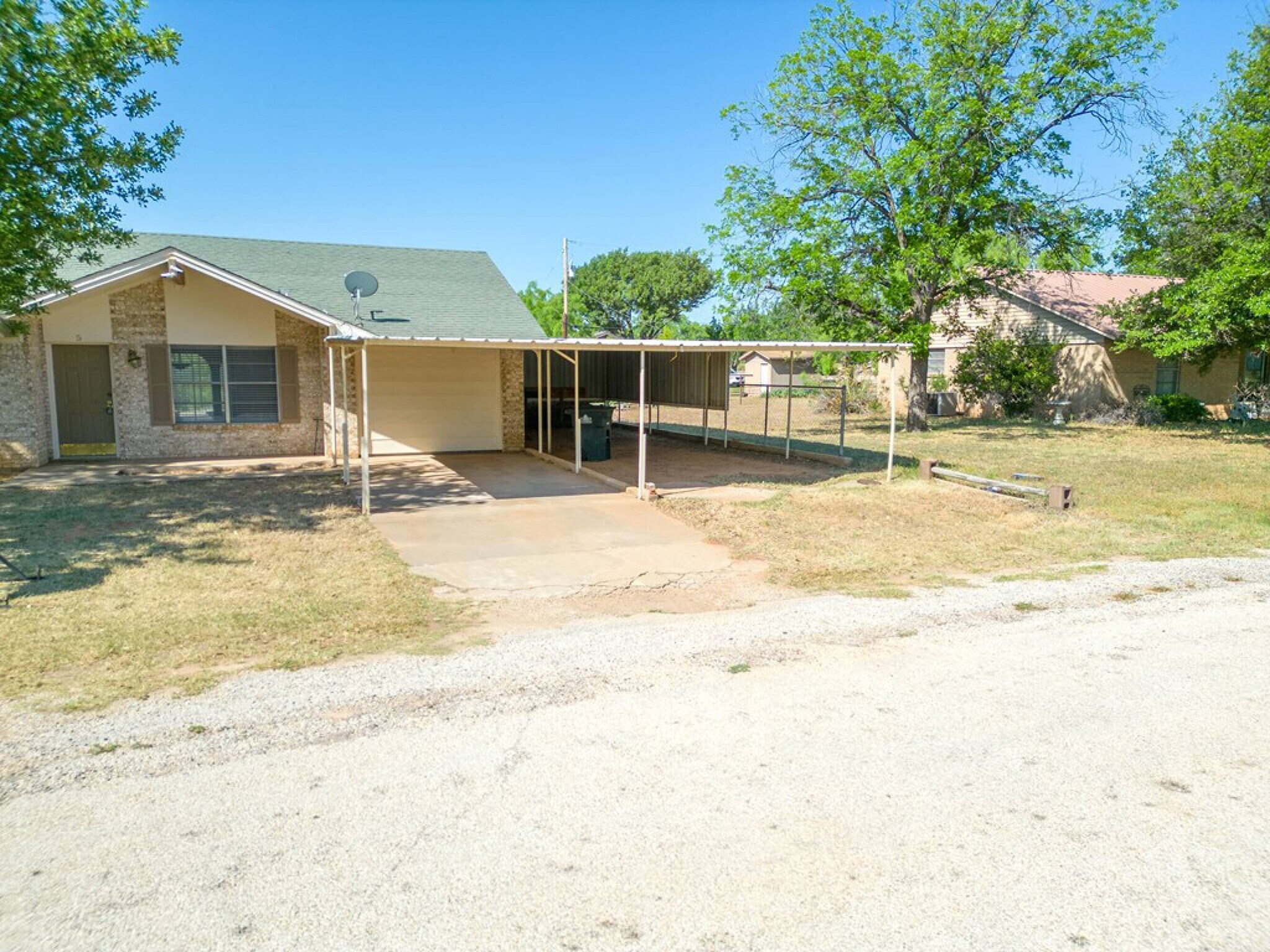 5 15th st, Robert Lee, TX 76945 5 W 15th St