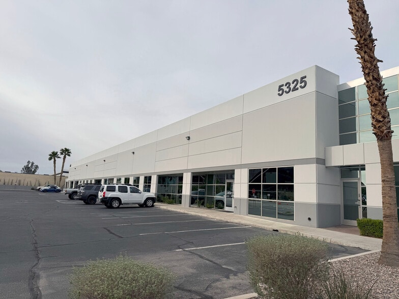 5325 Polaris Ave, Las Vegas, NV for sale - Building Photo - Image 1 of 1