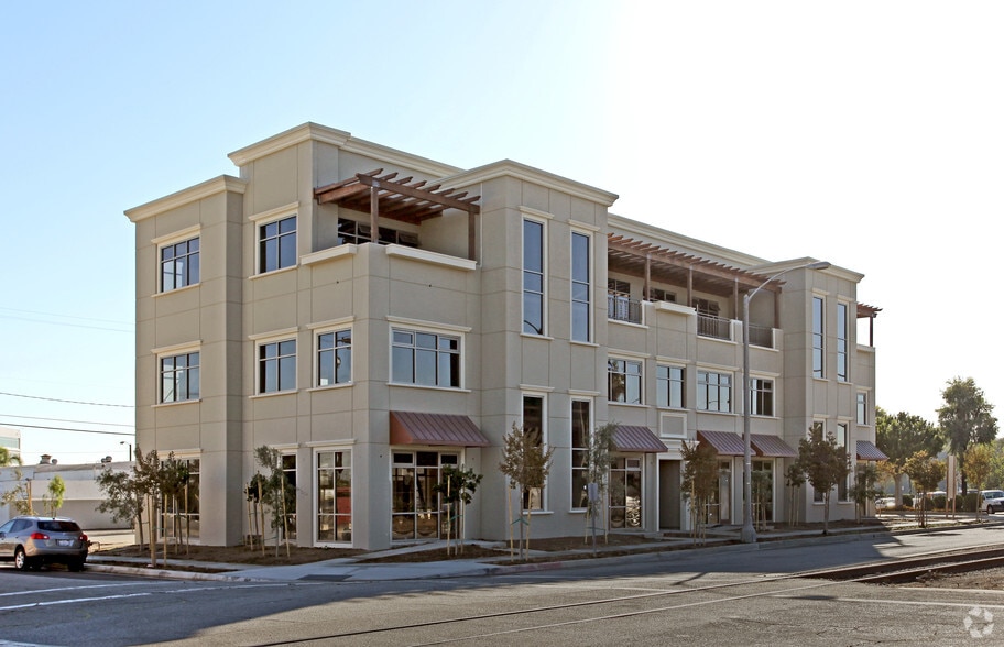 1108 Sartori Ave, Torrance, CA for sale - Building Photo - Image 2 of 25