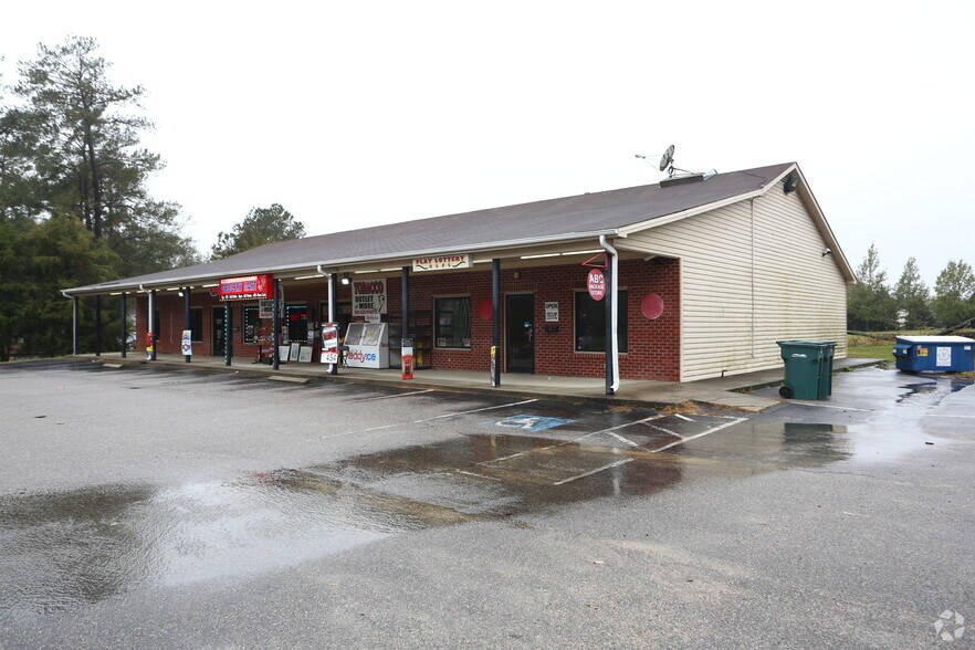 302 E Tatum Ave, McColl, SC for sale - Primary Photo - Image 1 of 1