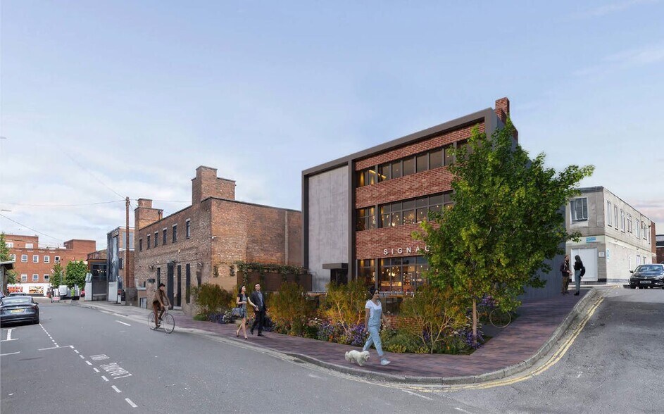 23 Central Way, Altrincham for lease - Building Photo - Image 3 of 6