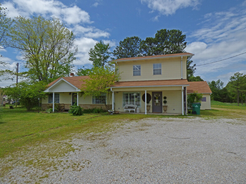 717 Ash Flat Dr, Ash Flat, AR for sale - Primary Photo - Image 1 of 1