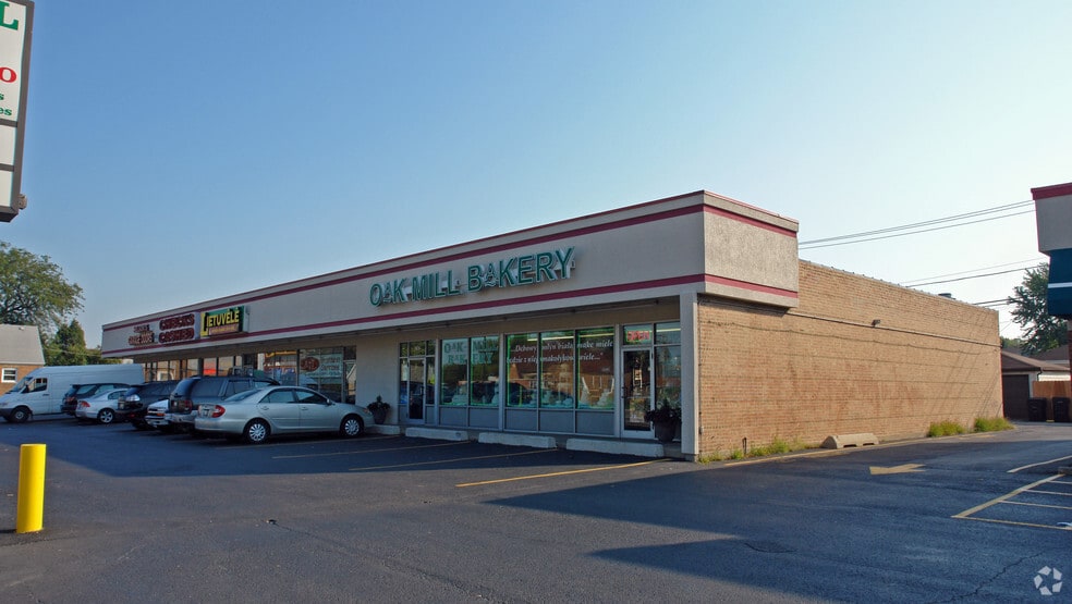 5733-5747 S Harlem Ave, Chicago, IL for lease - Primary Photo - Image 2 of 5