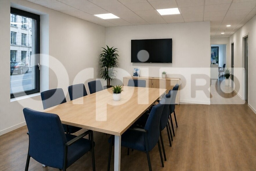 Office in Compiègne for sale - Interior Photo - Image 2 of 4