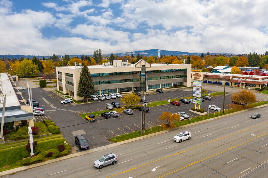 11707 E Sprague Ave, Spokane Valley, WA for sale - Building Photo - Image 3 of 36