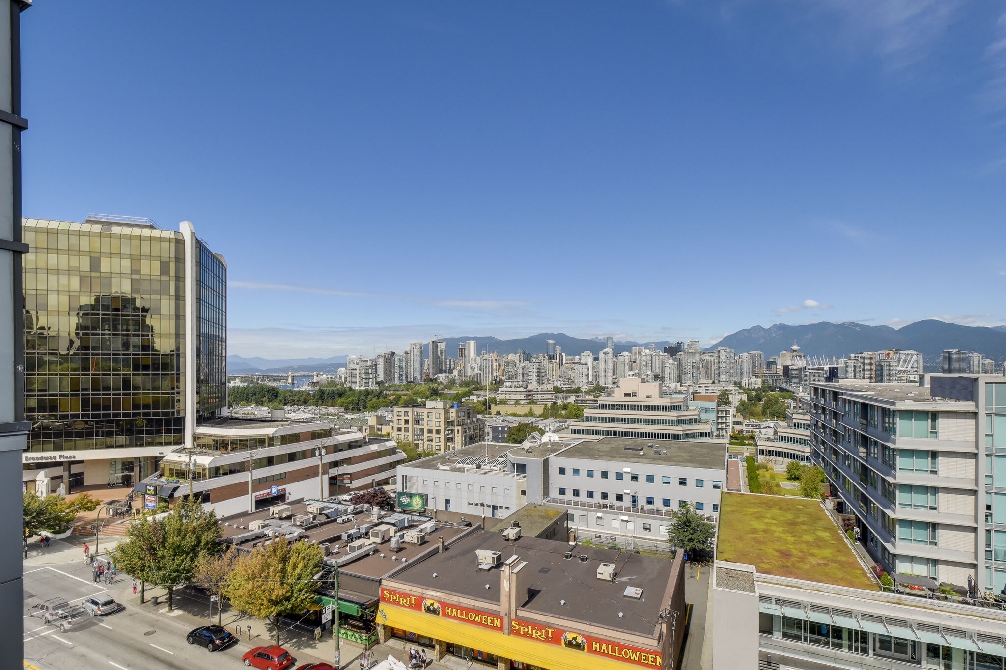550 W Broadway, Vancouver, BC V5Z