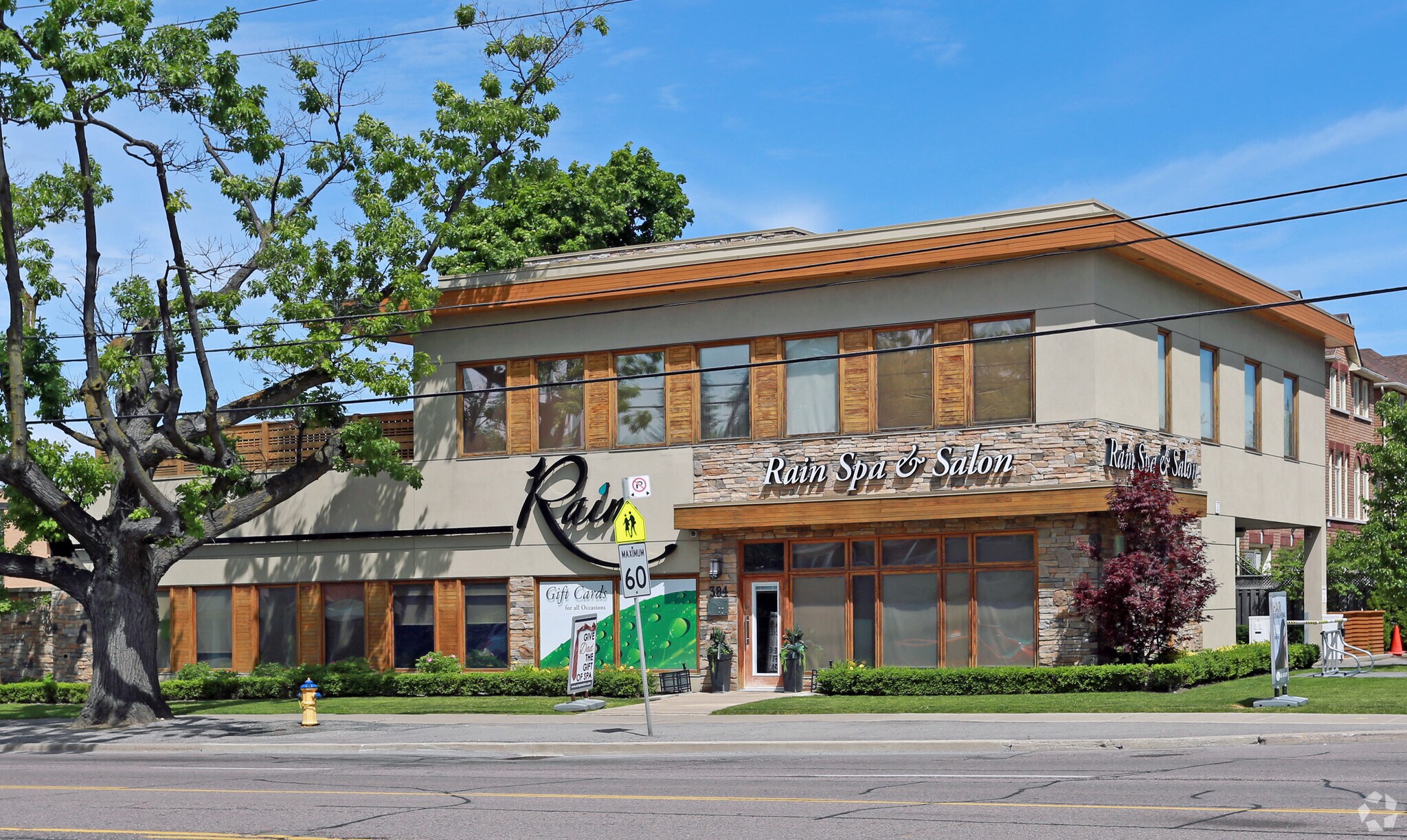 384 Sheppard Ave E, Toronto, ON for sale Primary Photo- Image 1 of 1